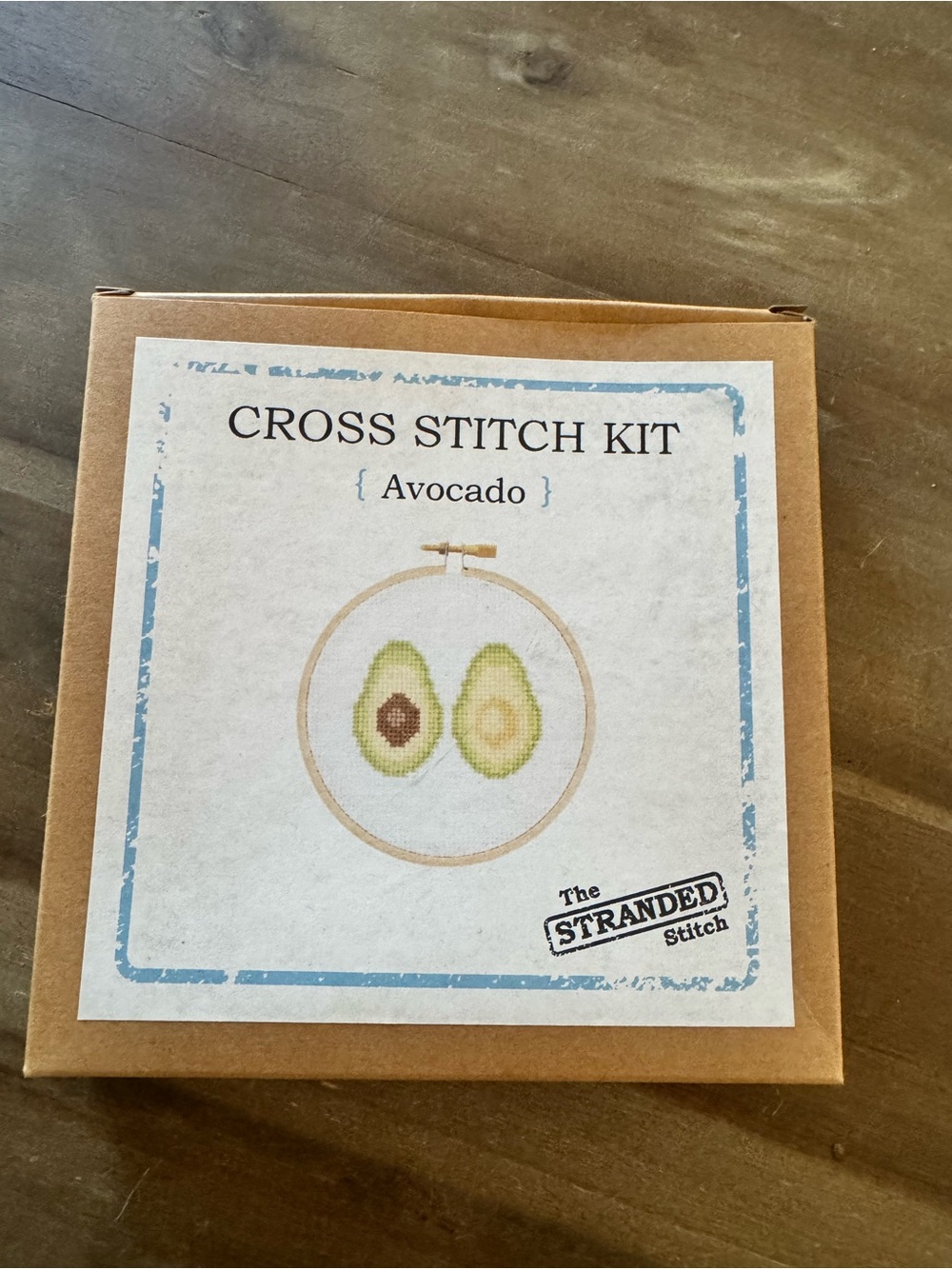 Stranded Stitch Avocado Embroidery Kit